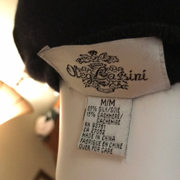 Soft Cashmere & Silk black sweater - Picture 5 of 5